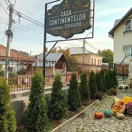 Casa Continentelor Hotel Câmpulung Exterior photo